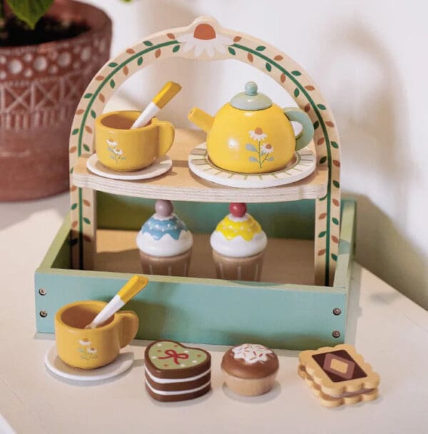 Wholesale Wooden Pretend Kitchen Toys for Kids MDF Solid Wood Simulation Juicer and Kitchen Utensils for Interactive Play