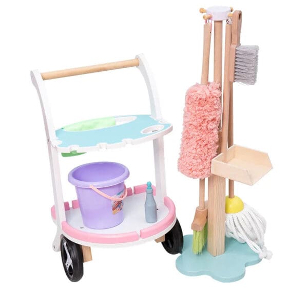 Wholesale Wooden Pretend Play Toys Cleaning Set for Kids Broom and Dustpan Montessori Educational Housekeeping Toy for Kids