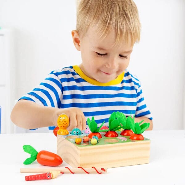 Wholesale Wooden Fish Toys 3-in-1 Carrot Pulling, Fishing, and Bug Catching Game Educational Toy for Kids Dropshipping