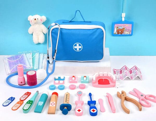Wholesale Wooden Pretend Play Toys Doctor Nurse Medical Kit Simulation Toy Set for Kids Dropshipping