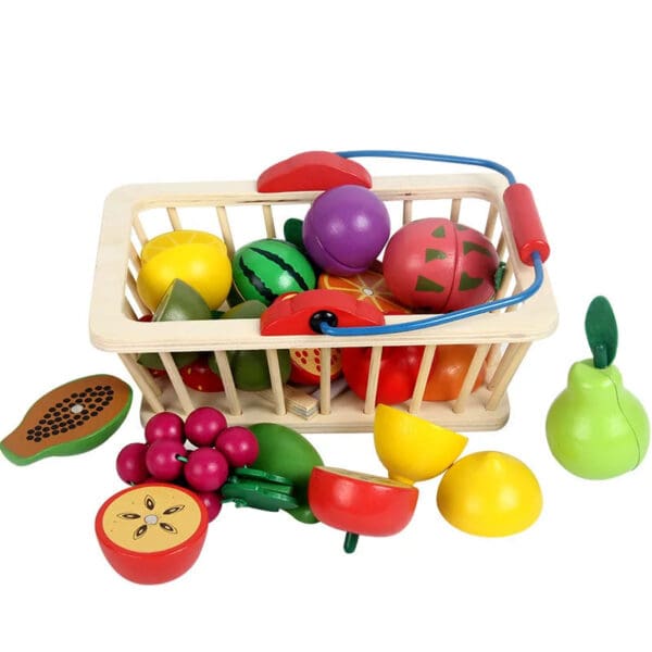 Wholesale Wooden Pretend Play Toys Magnetic Fruit and Vegetable Cutting Set for Kids Kitchen Play Food Educational Toys
